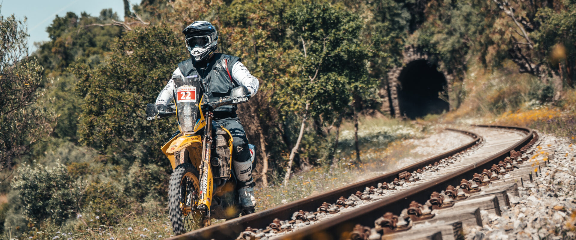 ALX1398 1 Olympia rally