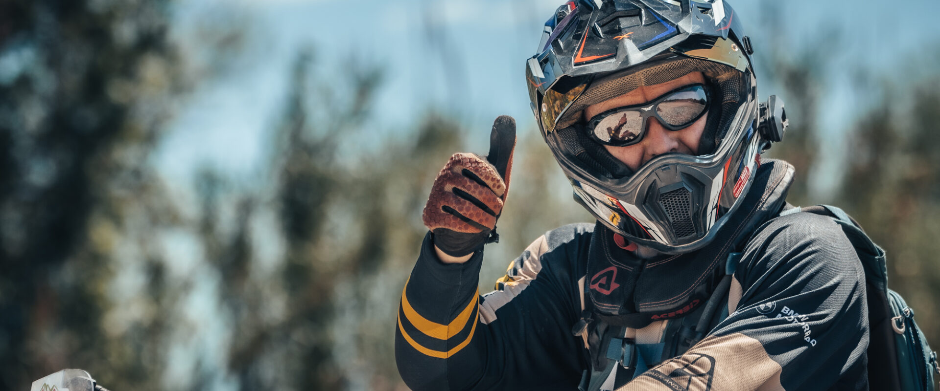 ALX6947 1 Olympia rally