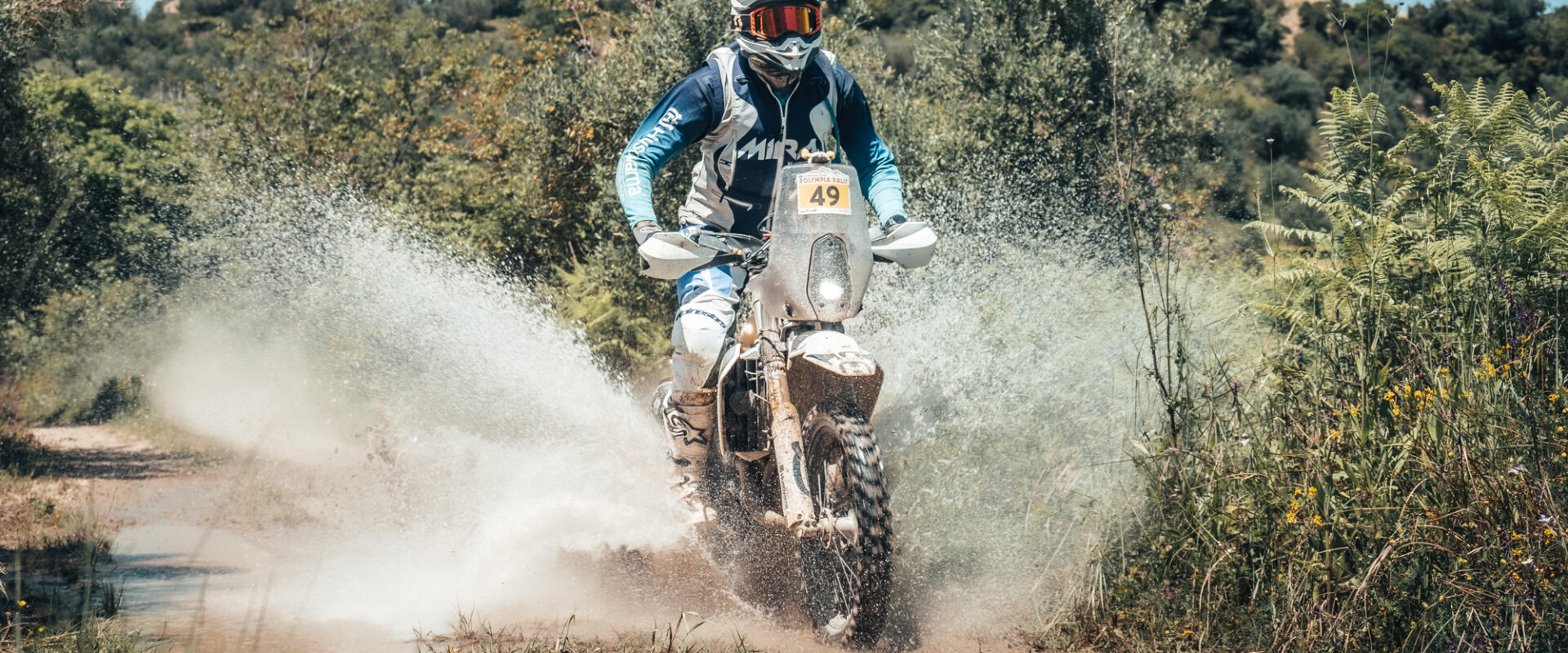 ALX8048 1 Olympia rally